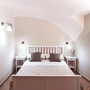 Le Del Cavaliere , Nápoles Italia