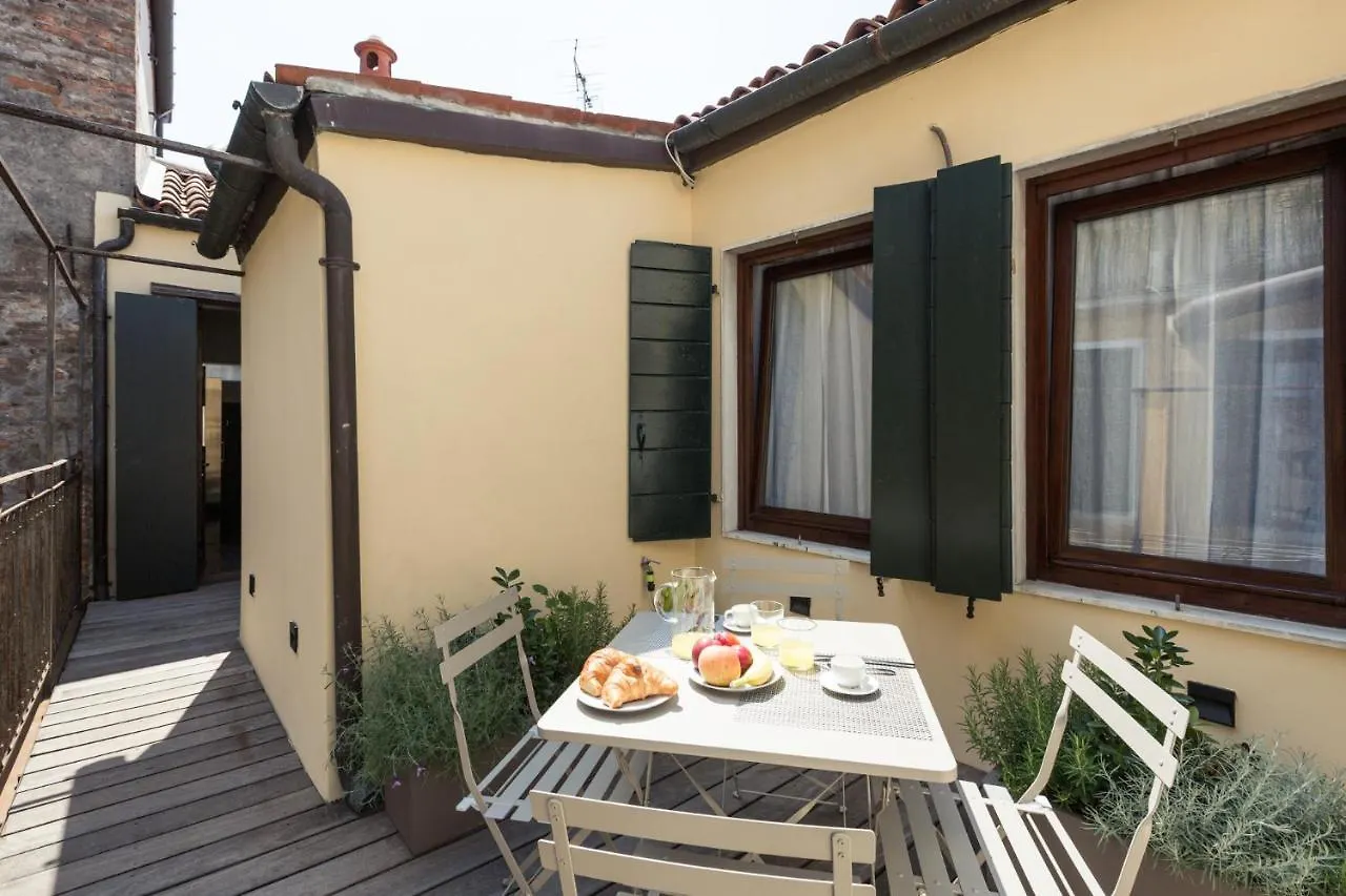 Amazing Modern Design Home, Campo Dei Mori. Wifi Venecia