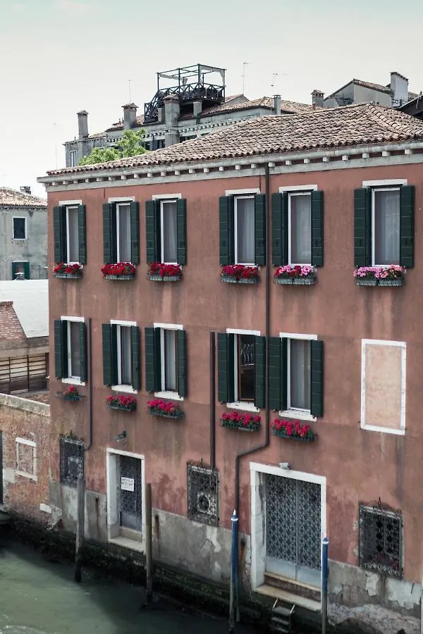 Amazing Modern Design Home, Campo Dei Mori. Wifi Venice 0*,  Italy